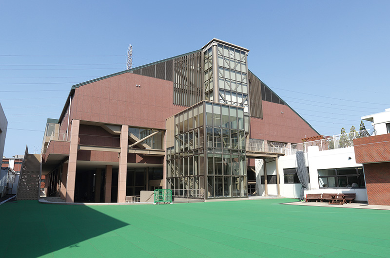 大学総合体育館