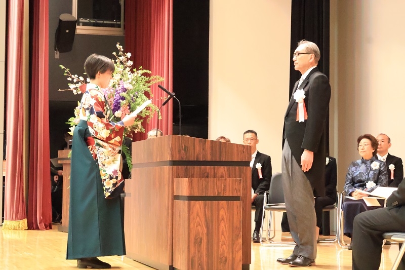 img_2025_graduation_01.jpg